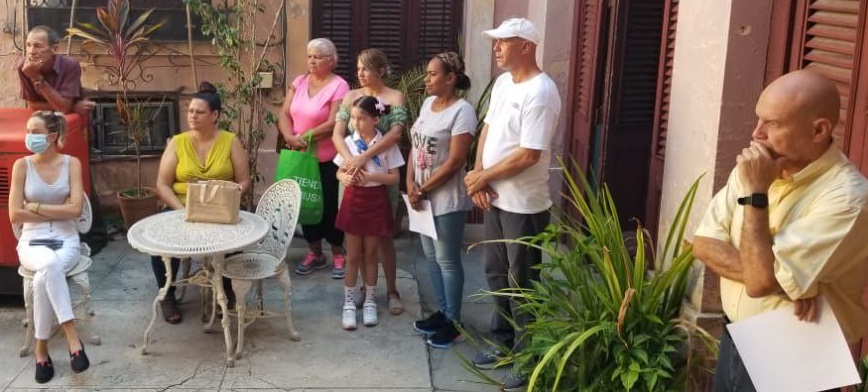 CIGET_Matanzas's tweet photo. Se reconoce en el #CigetMatanzas la generosidad y el altruismo de trabajadores y pioneros  durante los sucesos del pasado 5 de agosto en la provincia de #Matanzas
#CitmaMatanzas
@IDICT_Cuba 
@matanzas_citma https://t.co/IfsrnilUkJ