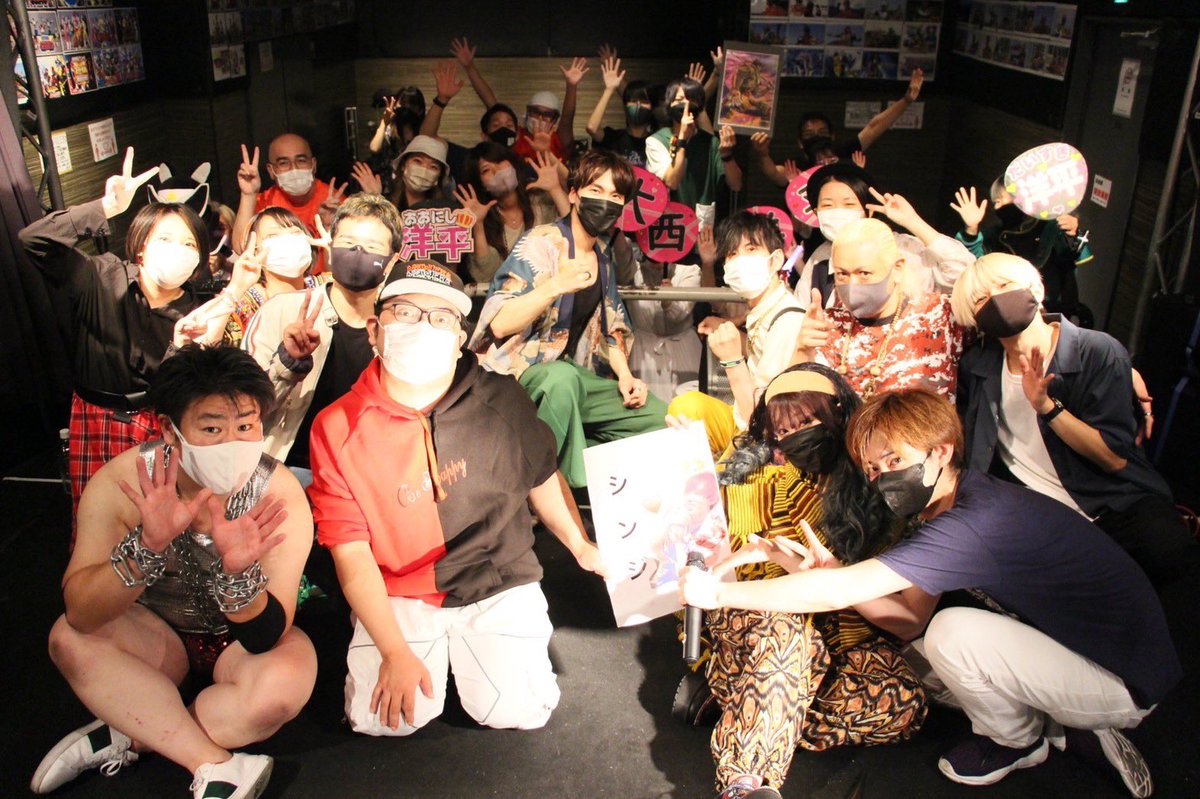HamburgCRamen's tweet photo. #SHS17 
ありがとうございました‼︎

今回は戦士が少ない厳しい戦いでしたが、その分皆さんの前に多く立たせていただけた贅沢な回でした！

回を追うごとに楽しさが最高を更新し続けるなんて #SHS 、恐ろしい子…‼︎‼︎

次は大阪で #SHS18 だよ！ https://t.co/tIaoTdKsi5