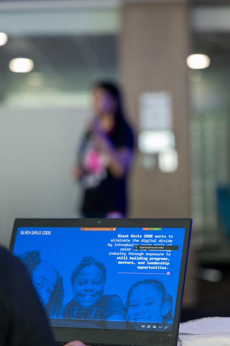 4otune's tweet photo. Over the weekend I got to witness the excitement of young girls being introduced to the world of tech at the @BlackGirlsCODE event hosted at #IBMsa πΏπ¦
They grasped the concepts well & enjoyed the full experience of learning
Thanks for the invite @HlullyR
#Tech4Good https://t.co/3x1Ji1DFsn