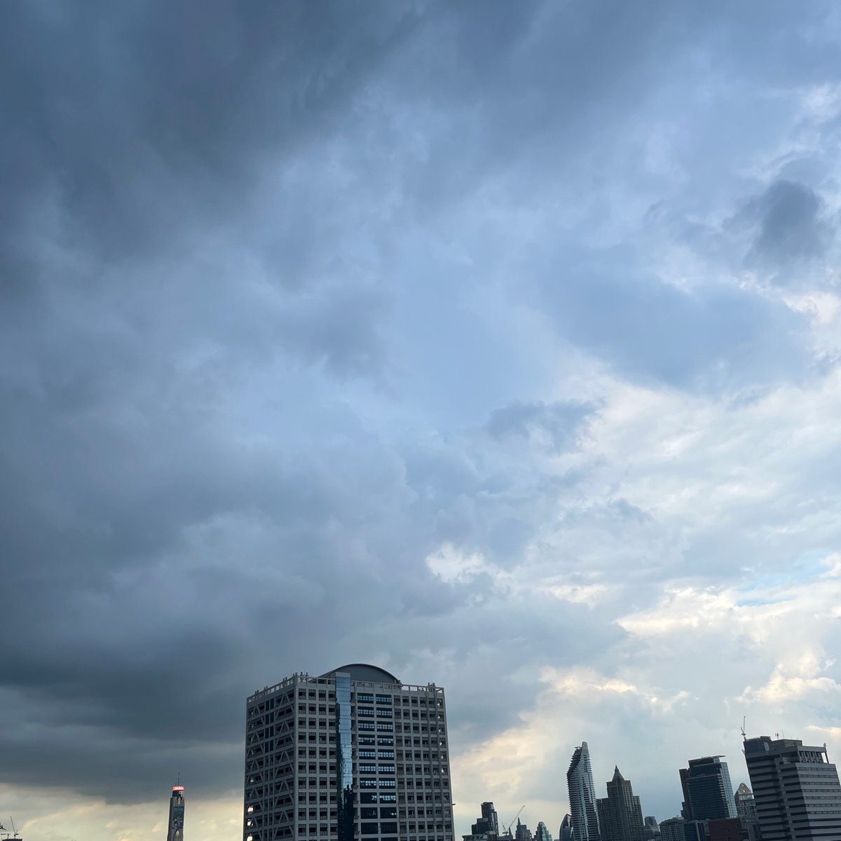 crowtitWiction_'s tweet photo. #พระจันทร์ของจองกุก - (os) monday night
#gakook #ก้ากุก 🕯
⚠️TW: depression
🌕 https://t.co/pxcGVNzj8A https://t.co/ysmtzISzSZ