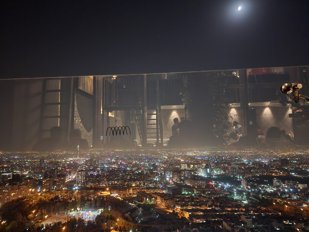 farbodJavid's tweet photo. Enjoy the view! https://t.co/Ez0qGDna3w