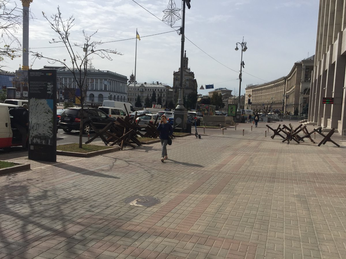 Anders Åslund on Twitter: "There are many cars on Kyiv's main street