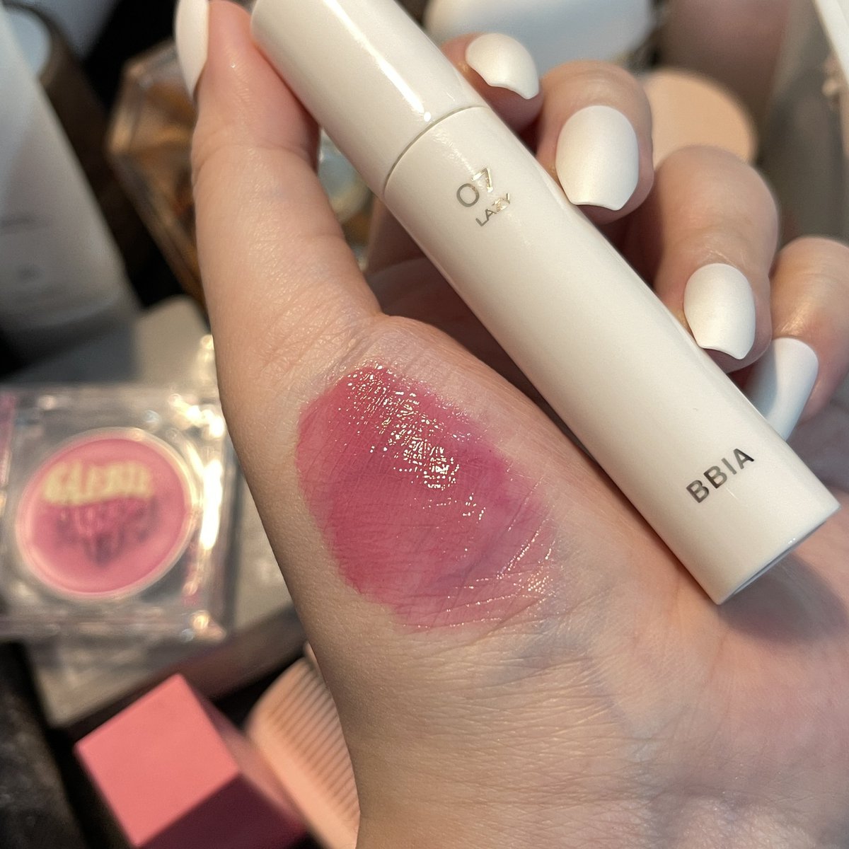 ปกติพวกลิปชมพูม่วงจะใช้ยากหน่อย แต่อันนี้สวยมากกกกกก จะตายย ชมพูตะมุตะมิ ทั้งฉ่ำ ทั้งติดทน น้องน่ารักมากอ่ะ😭 BBIA Glow Tint 2 สีใหม่เบอร์ 07 💕
