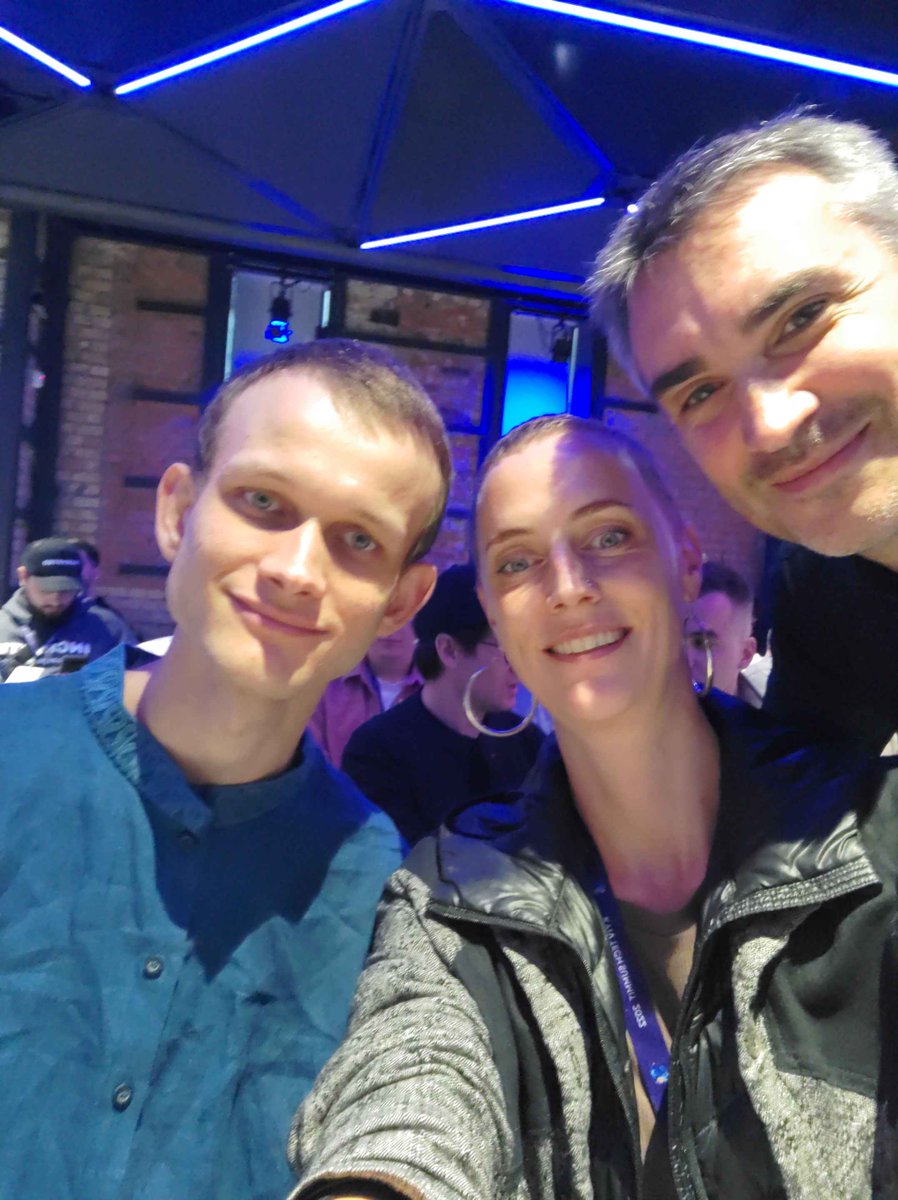 nym's tweet photo. What a week at @KyivTechSummit! Nym's @jayapapaya & @alexis_roussel traveled to Kyiv as sponsors, speakers and to support our Ukrainian friends.
Honoured to meet Vice Prime Minister @FedorovMykhailo along with @VitalikButerin, the hacker teams, @cryptodrftng + all organisers. https://t.co/zDuO5P8Yef