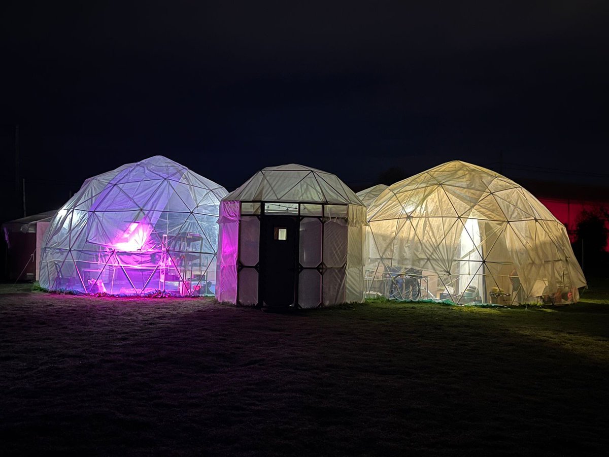 ¿Quieren ir a un análogo?

Por cambios en el calendario de tripulaciones, tenemos disponibles 2 a 3 cupos para la tripulación 5 en HAdEES-C, entre el 9 y 23 de octubre de 2022. Si les interesa, me escriben por interno o a fundacioncydonia@gmail.com, o dándole RT. 
(Foto crew EAR)