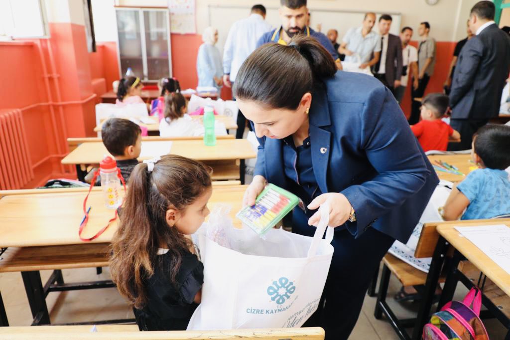 Yeni eğitim öğretim yılımız başladı. Tüm öğrenci, öğretmen ve velilerimize başarılar diliyorum. <a href="/CizreMem/">Cizre İlçe Millî Eğitim Müdürlüğü</a>
