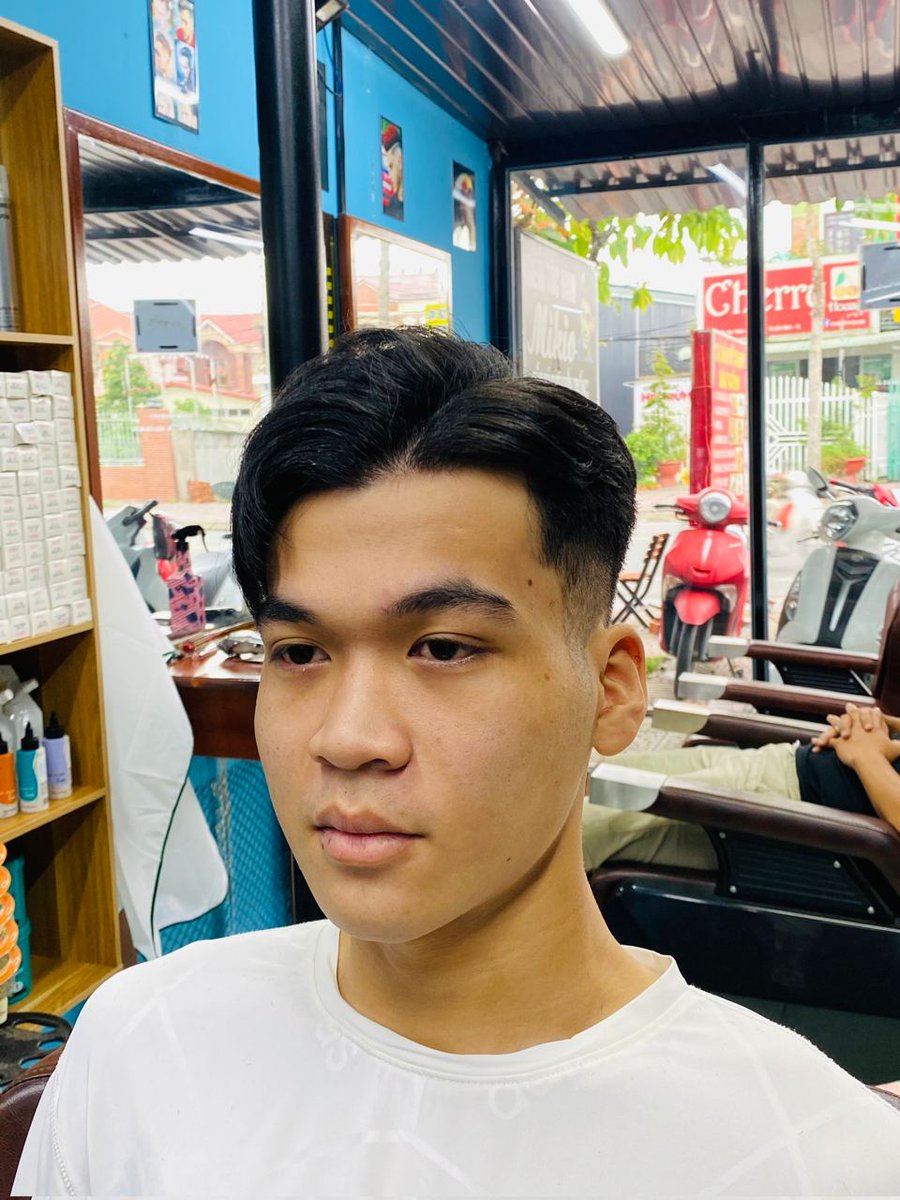 mbbg_vn's tweet photo. Thanh Kiệt U18 tại Cần Thơ
Chiều cao 1m74, nặng 63kg
Công việc: sinh viên
Mong muốn chu cấp: 1-2tr
#phicong #phi_cong_tre #phi_cong https://t.co/MI99oerKzs
