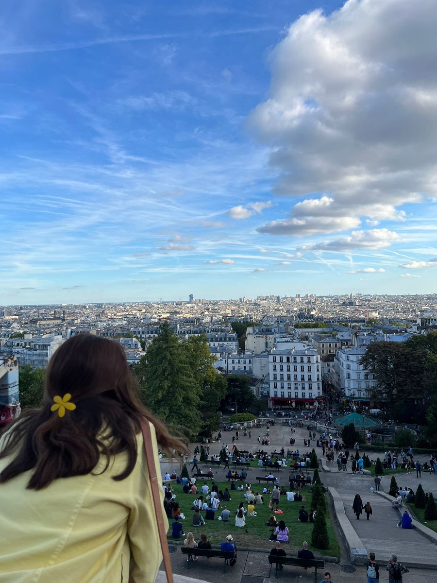 JackieCarter's tweet photo. With an unexpected detour via a day in Paris I have arrived at the #bridges2022 conference just in time for the #AI workshop. This is going to be a great conference. And I’ll be talking all things #gender #data #careers #inequalities #qstep #experiential #learning #shape #grads https://t.co/Z18CAsD8uo