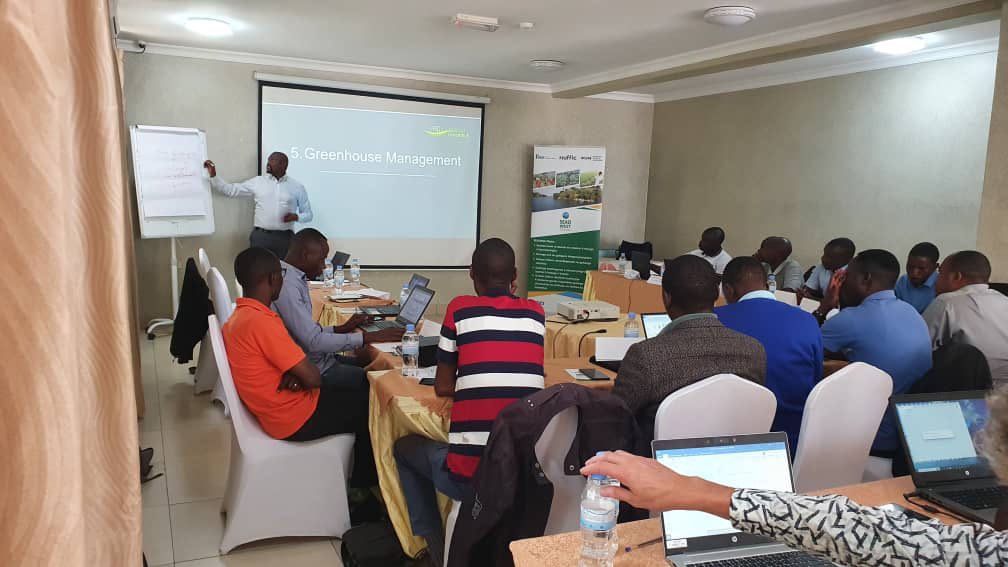 HGTRwanda's tweet photo. ๐จ Updates ๐จ This week (12th-16th of September) @hgtrwanda together with @AERES under the #SEADPROJECT are conducting "Training of Trainers - Greenhouse Management" in @RubavuDistrict @RwandaWest https://t.co/j5UvzG5VBE