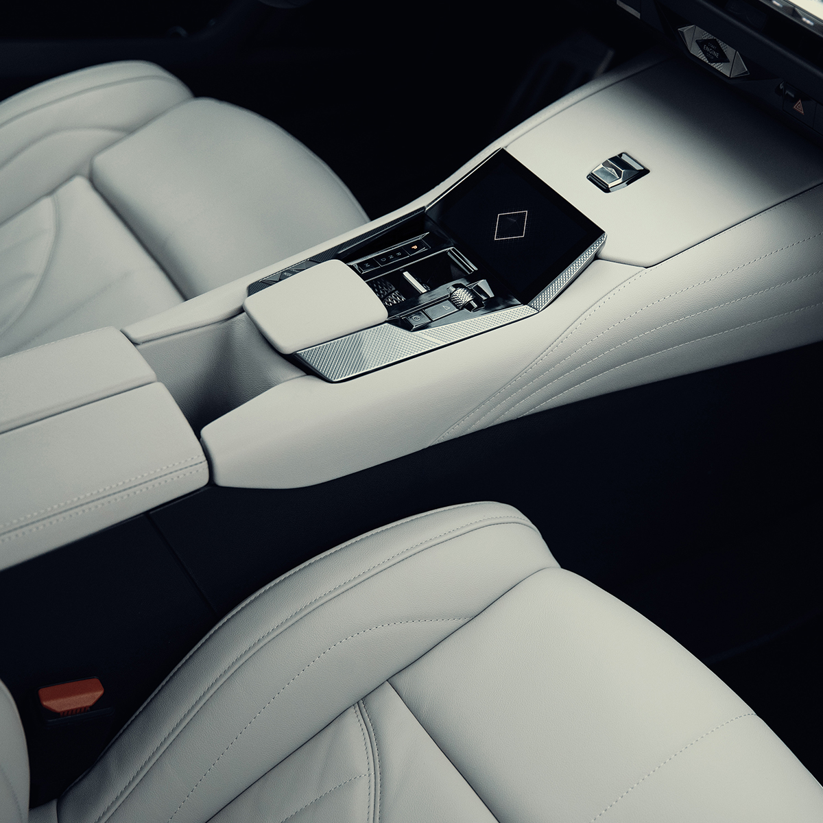 DSAlcala's tweet photo. Súmate al cambio a bordo de la tecnología híbrida enchufable del DS 4 E-TENSE. ¿Te apuntas?
#DS4 #ETENSE #DSautomobiles #DS #Crossback #DS7 #DS7Crossback #7Crossback #SUV #coche #coches #car #cars #carlovers #instacar #instacars #cargram #carsofinstagram https://t.co/4jiXSnXGSn