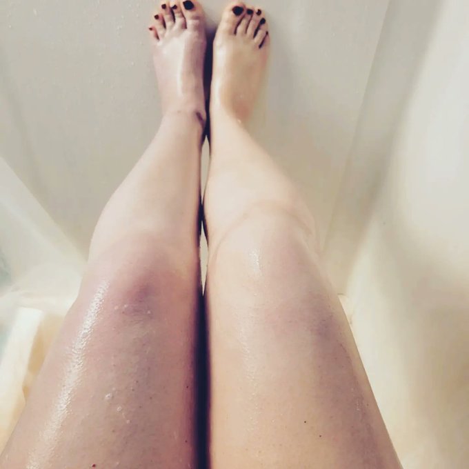 Shower time!   https://t.co/gWA6r3eW6G  #shower #soapy #legsfordays #legs #legsshaved #shaved #onlyfans<a href="/tag/shower"class="tags">#shower</a><a href="/tag/legs"class="tags"><span>#legs</span></a><a href="/tag/free"class="tags"><span>#free</span></a><a href="/tag/feet"class="tags"><span>#feet</span></a><a href="/tag/wet"class="tags"><span>#wet</span></a><a href="/tag/wethair"class="tags"><span>#wethair</span></a><a href="/tag/polish"class="tags"><span>#polish</span></a><a href="/tag/darkhair"class="tags"><span>#darkhair</span></a>