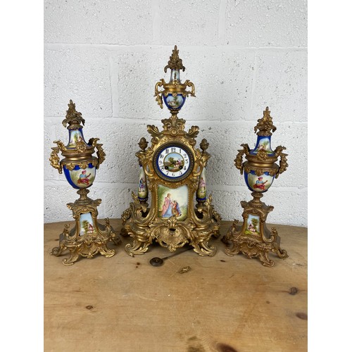 Yorkshire Auctions
LIVE #Auction 13th Sep @ 12pm BST
View all the catalogues &amp; bid LIVE from home here: bit.ly/3eBl4gd
#antiques #vintage #collectibles #homedecor #artdecor #unique