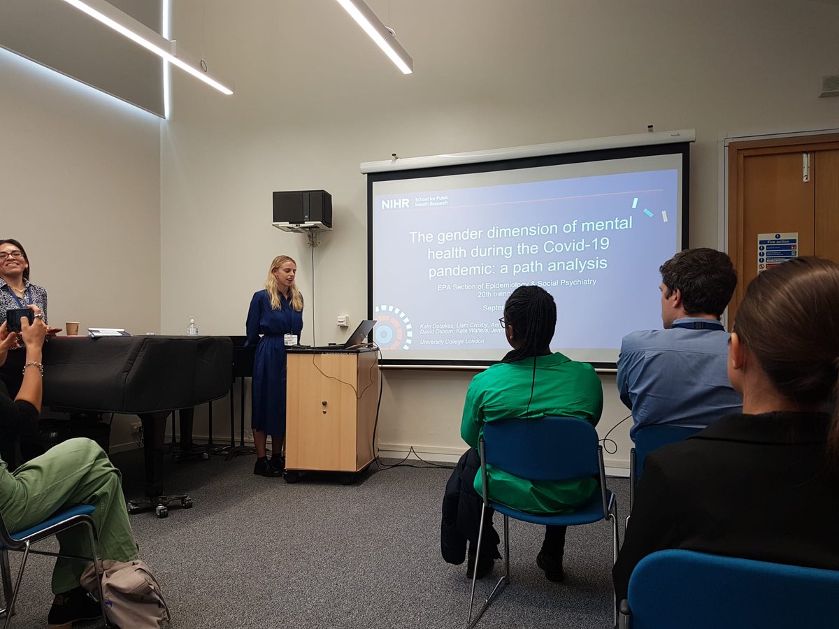 DotsikasKate's tweet photo. Back from my first in-person conference this past week at the @EPAPsyEpi in Cambridge! Met so many lovely people! Feeling very inspired by all the amazing mental health research. Thrilled to have received an honourable mention for my presentation.  #EPAPsyEpi2022 https://t.co/7F5iL7DBiS