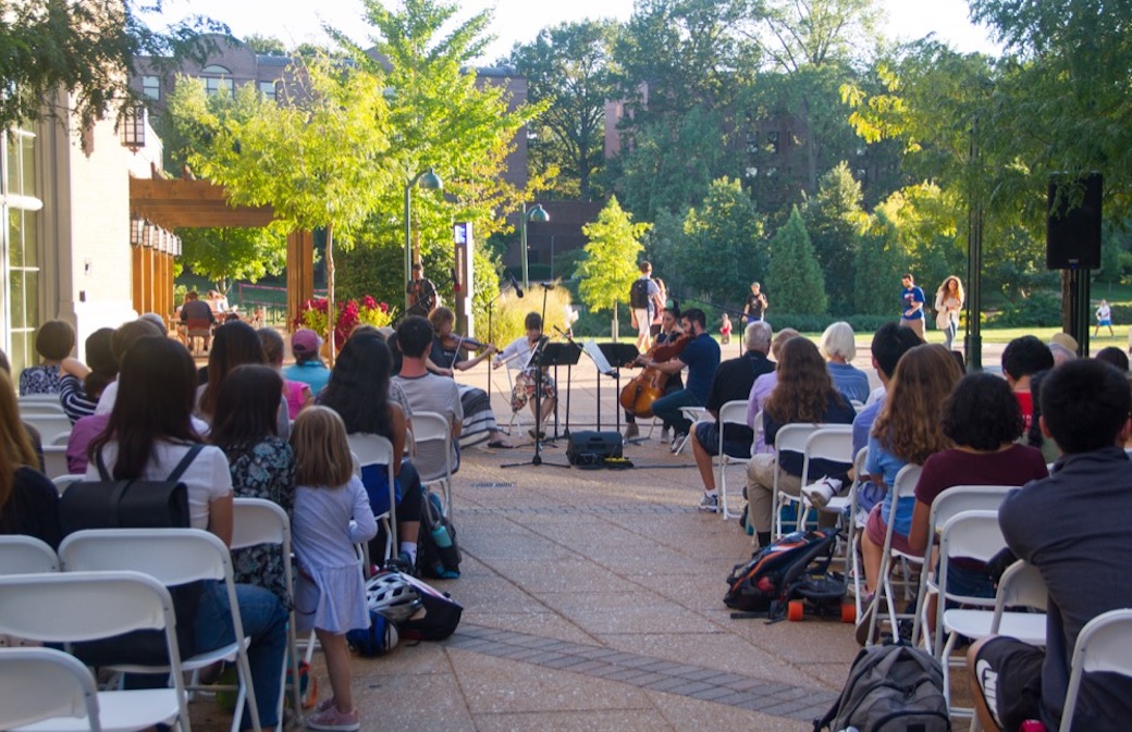 WashU_Music's tweet photo. We have perfect weather ☀️☀️☀️for our very special collaboration with the @slso!  Join us TODAY on the South 40 for an evening of music starting at 5:30pm. It is free, outside, and family friendly!  #WashU #wustl #wustlartsci
https://t.co/Mv8pWb7ZyK https://t.co/gwtLwIXvZv