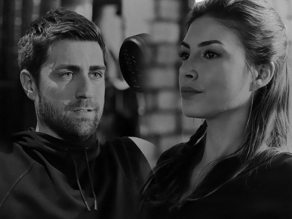 karne57's tweet image. Sevginin bir üstü #AŞK tır
Aşkın bir üst mertebesi #VECT tir
Her şeyiyle o vardır..
Çünkü .. sen o’sun artık
VECT (sevgi veya heyecandan doğan coşkunluk , kendinden geçme)
@BaysalDeniz 
@CaglarErtugrul 
#DenizBaysal 
#çağlarertuğrul