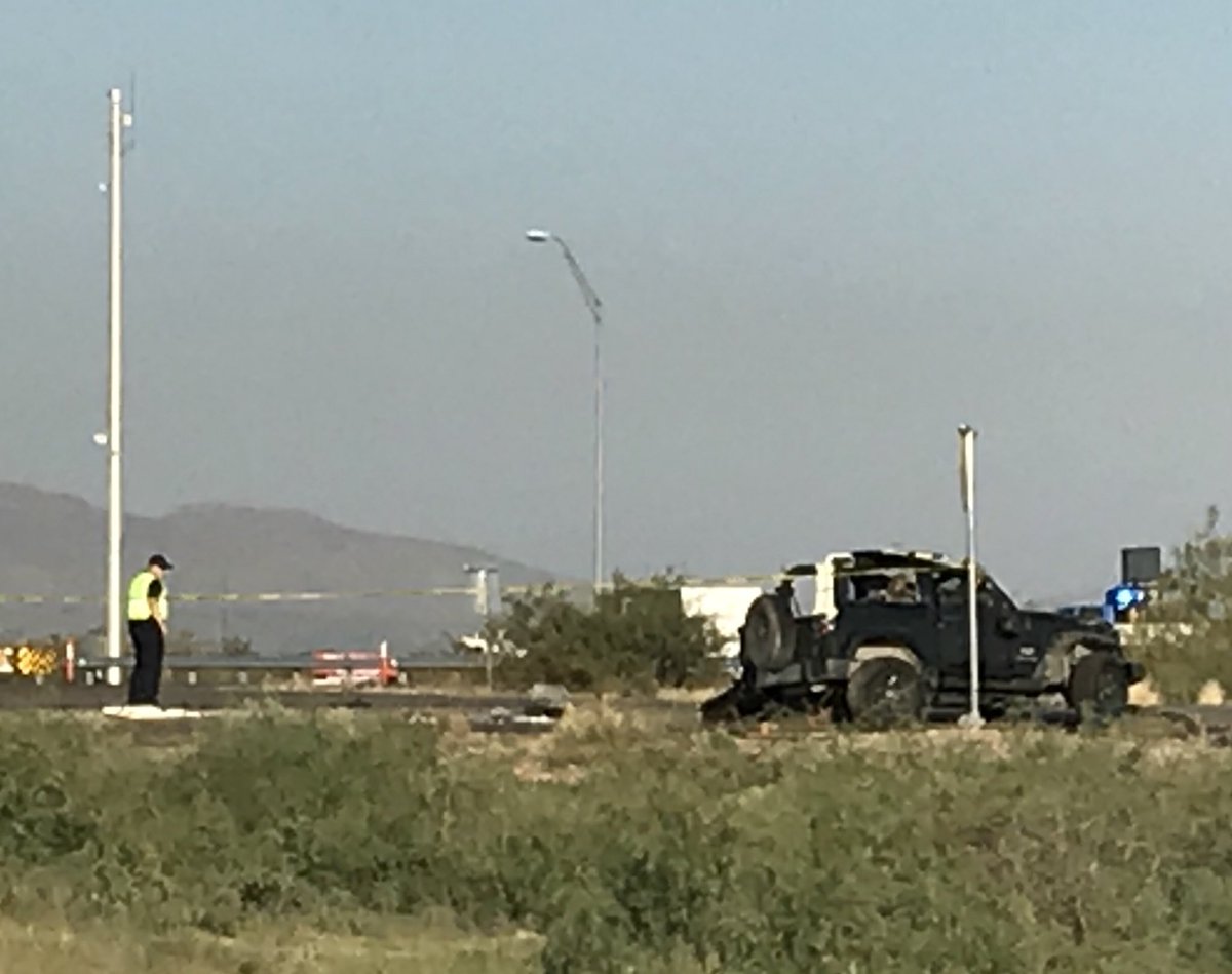 KFOX14Photogs's tweet photo. US 54 North and Stan Roberts are closed because of a three car accident that has sent one person to the hospital. Please find alternate route. https://t.co/2pWf5UKJMh