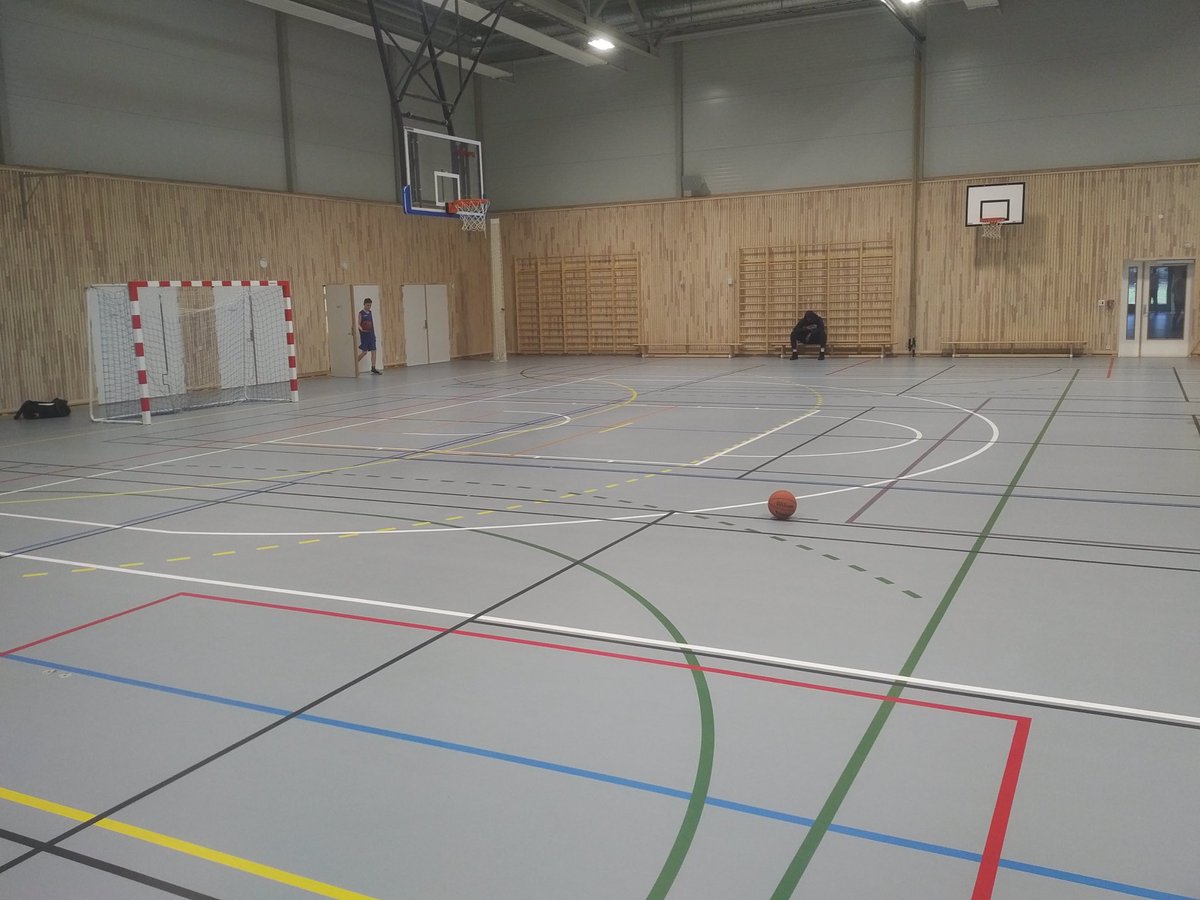 USASelectBBall's tweet photo. For those who have played ball in Europe…. https://t.co/uzoM8aU15C