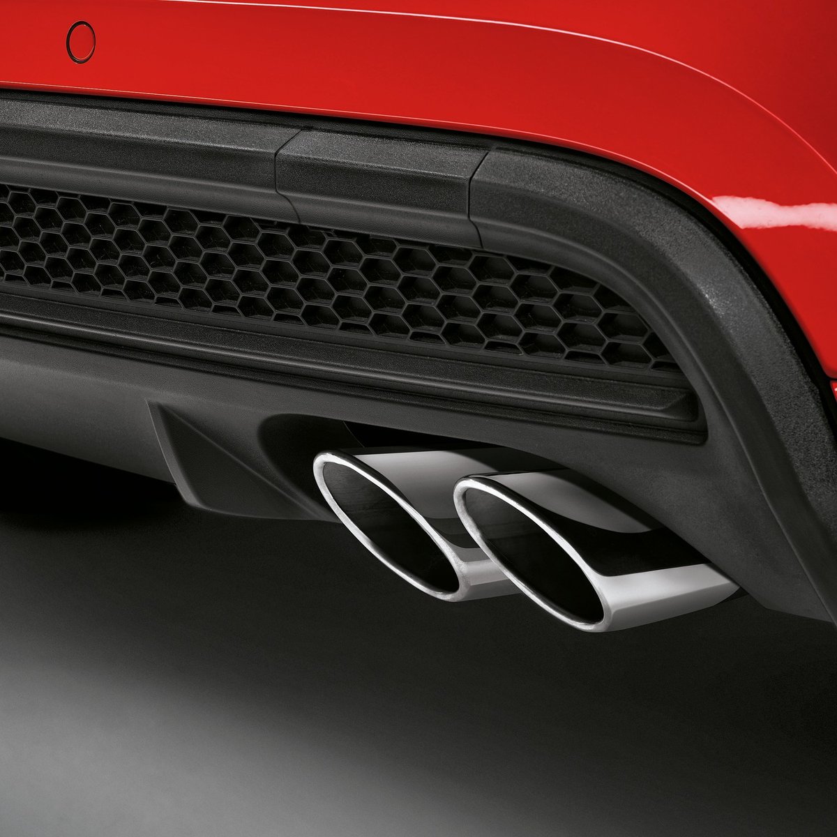 SnowsFiat's tweet photo. Introducing the new Fiat 500X Sport, it’s impossible to resist!

Show off your style with its lower ride height, striking sporty red body paint and the exclusive Sport badge.

Find out more - https://t.co/LKeLWij77D

#Snows #SnowsFiat #Fiat #Fiat500X #500X https://t.co/7stEIuIvs4