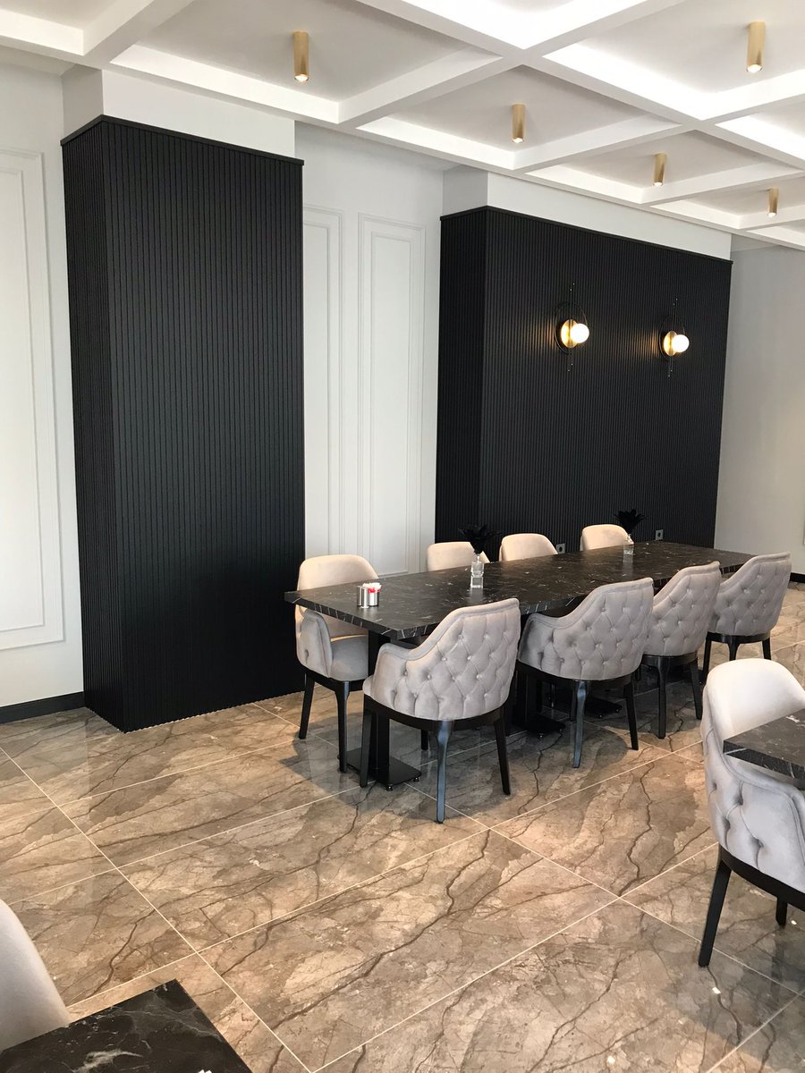 Acarkon duvar profilleriyle yaşam dolu detaylar sizlerle. Kendinize özgü olan bu dekoratif detayla ilgi çekici ve sıra dışı mekanlara sahip olacaksınız.

Proje: <a href="/kilermobilya/">Ahmet akyol</a>

acarkon.com

#Acarkon #KonyaParke #KonyaDekorasyon #Laminatparke #Duvarpaneli #Evdekorasyon