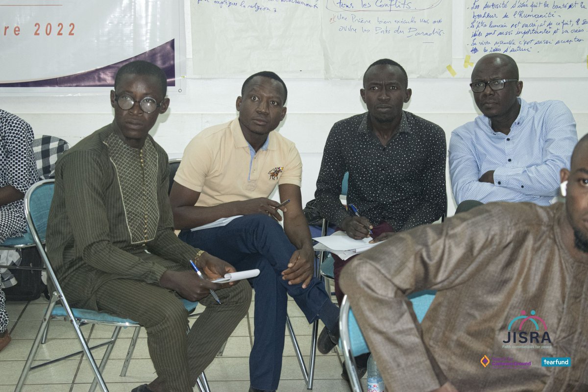 SearchMali's tweet photo. Session de formation en renforcement de capacités des médias locaux axée sur l’engagement religieux et sur le journalisme #sensible à la #tolérance religieuse afin de multiplier les chances que la tolérance interconfessionnelle soit un cheminement vers une #paix #durable.
@SFCG_ https://t.co/jArZxPU8oS