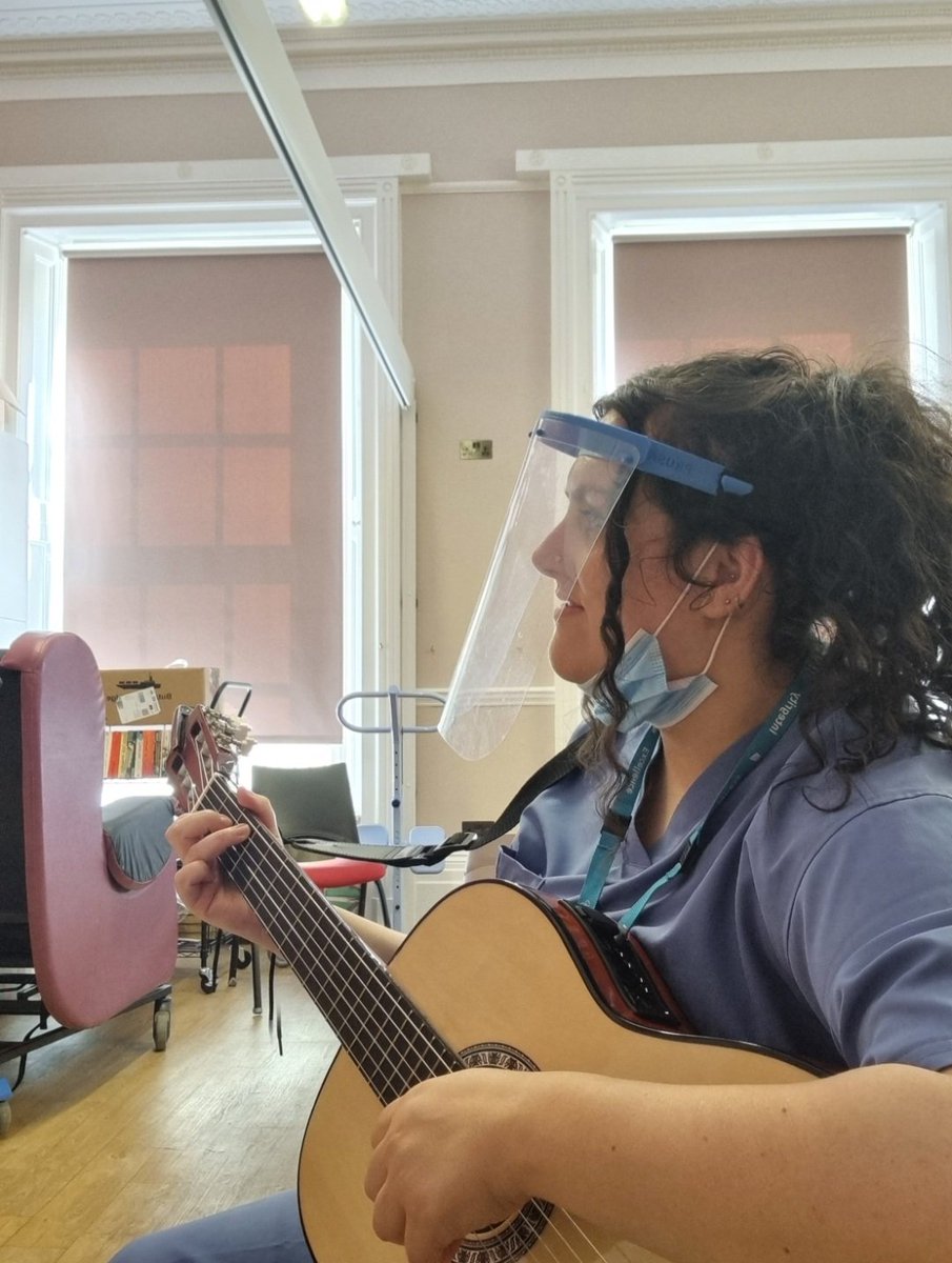 SM_musictherapy's tweet photo. My name is Sabina and I'm a full time #musictherapist working at @ChilternMusic 🧠 I look forward to sharing ideas and insight from my clinical work, and hearing about yours! 🎶 To learn more about my roles, please click the link in my bio
 #NeurologicMusicTherapy #MusicTherapy https://t.co/gTCCE2VfvQ