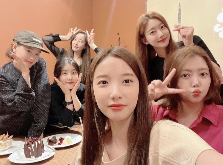 kazumajun's tweet photo. 明日9月13日はRainbowのスンアさんのお誕生日です🌈💕🎉

#레인보우 #Rainbow #오승아 #スンア #HappySeungADay

@Seunga0913 https://t.co/0qTSqQQfN5