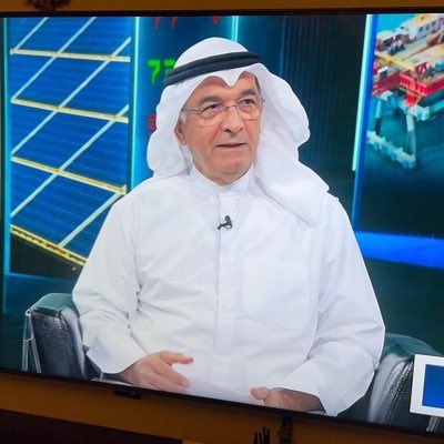 OULA_Q8's tweet photo. ▫️ عبدالمجيد دشتي

المشكلة ليست في #وثيقة_القيم و من اصدرها و من وقع عليها ،، المشكلة في الحكومة التى ترعاهم و تسمح لهم في الظهور في الاعلام الرسمي لنشر افكارهم و تنصت لهم بأذان صاغية و تسمح لهم في انشاء الجمعيات و تمنحهم التراخيص لجمع التبرعات متى ما شاءوا .

@bosammy https://t.co/mxzB3Wx3aa