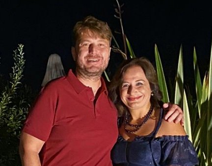 BirsenElibol's tweet photo. "Sen hep gülümse ki yüreğinin güzelliği gülüşlerinde canlansın…" https://t.co/OXyrty7WjS