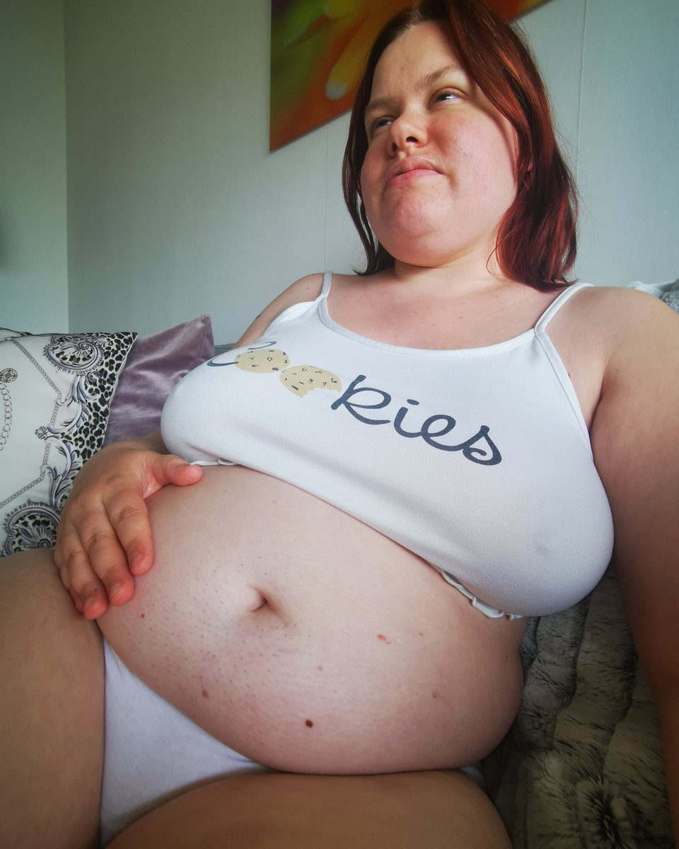 growingfeedee's tweet photo. Sitting here and thinking what the next meal is going to be. π΄π
#bbpotato #bbws #bbw #bbwappreciation #bbwadmirer #bbwgainer #bbwbeauty #bbwqueen #bbwselfie #bbwgoddess #plussize #plussizefashion #plussizemodel #plussizebeauty #plussizelife #plussizelove #plussizegirl https://t.co/PU4xdTEb8q
