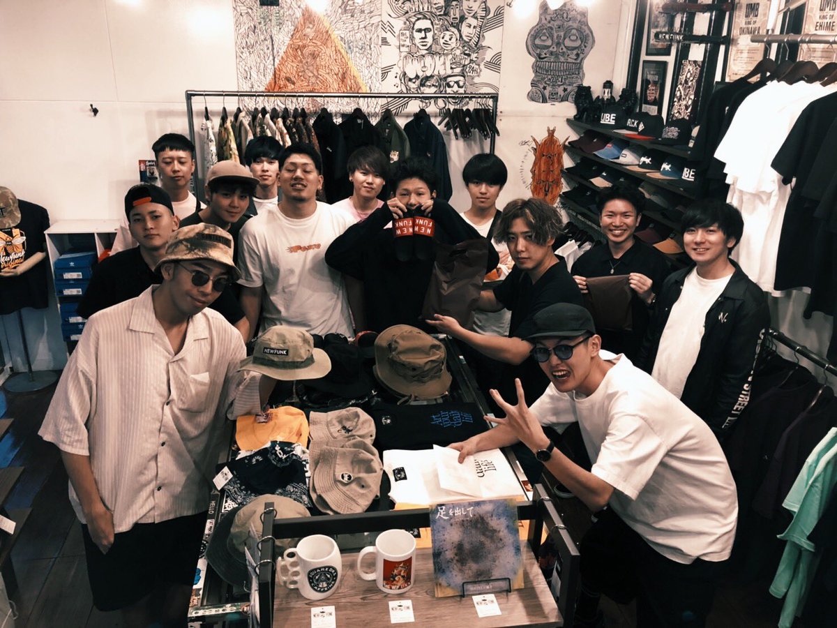 5S_beatbox's tweet photo. 沖縄のセカンドランゲージ
みんなと会ったのこのイベントが最後だったな❗️最高に楽しかった思い出。
僕はビートボックスが心から大好きだ！
そしてビートボクサーにも長らく会ってない。会いたい❗️
みんなの音聴きたいし僕の音も聴いてほしい🐉🕊
🌐🛩🚀 https://t.co/uPXBZbUQpB