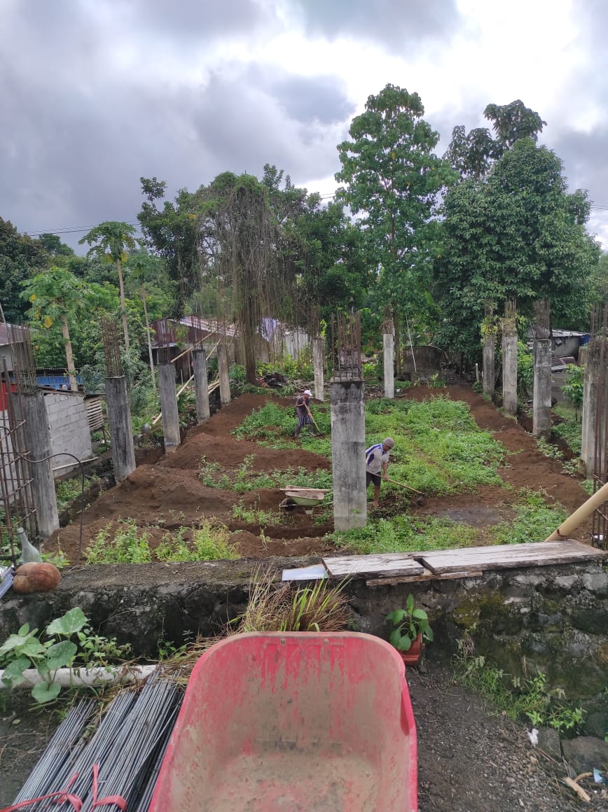 item_markus's tweet photo. Lokasi pembangunan Gereja...
Tetap semangat yg lagi kerja bakti.. https://t.co/G6tlOeoN5E