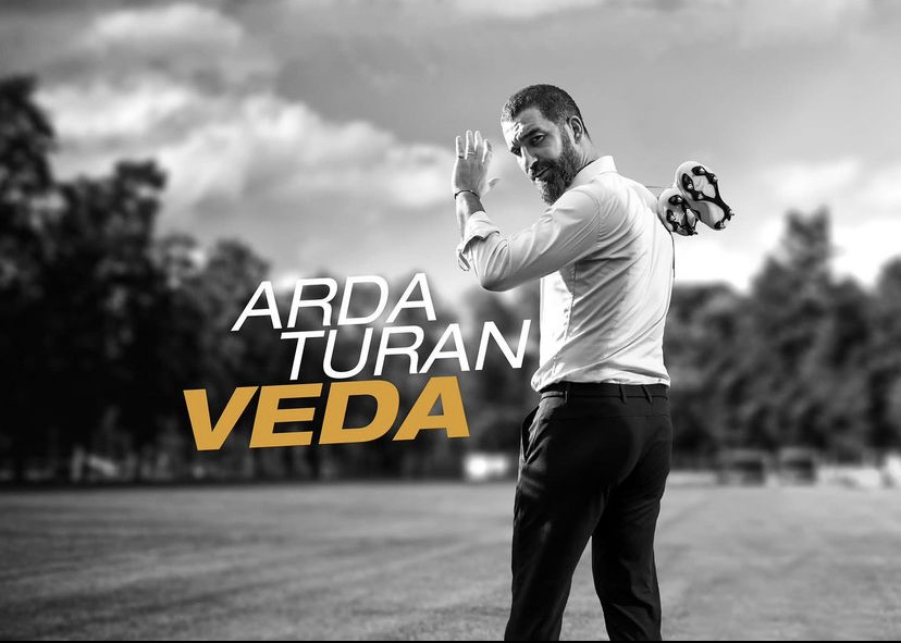 BarcaUniversal's tweet photo. Official: Former Barça player Arda Turan has announced his retirement from football. https://t.co/qkbEl5JL3g