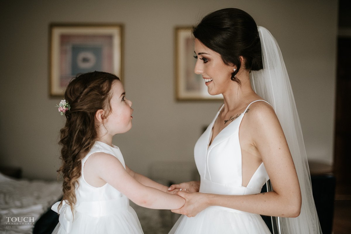 WhereWedding's tweet photo. Sensible photography in Ireland with Touch Photography👉https://t.co/QS0sWXkRcL😍 https://t.co/7fo2dm2Ga4