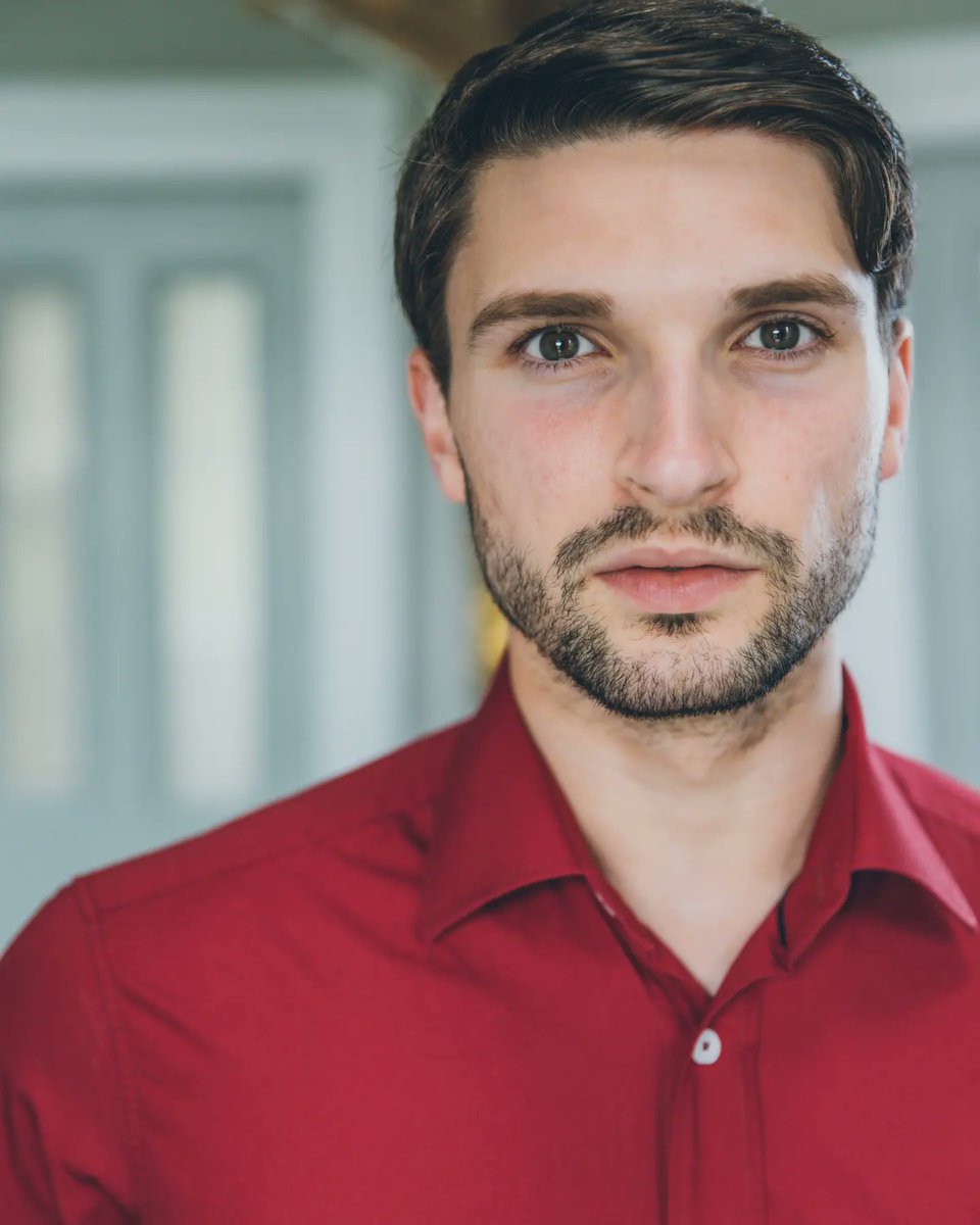 WillJordanActor's tweet photo. New head, and body, shots flew in to my inbox not so long ago. These were taken by the fabulous Rebekah of Little Acres Photography.

If you're based in Northern Ireland, I cannot recommend her enough.

#actingheadshots #stillsphotography #actingforcamera https://t.co/mxeU4jN3Yb