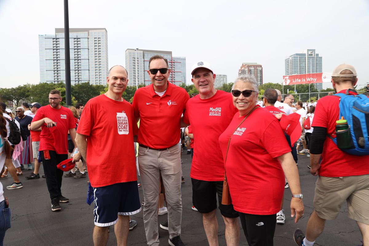 MedHQ's tweet photo. This Friday is the 2022 Metro Chicago Heart Walk! Each donation will help make a difference in people's lives &amp; fund research for the @American_Heart.

Not able to walk with us? Help us reach our goal of $40,000 by donating today: https://t.co/WR19RfXYEH

#heartwalk2022 https://t.co/StZHiCz4Jb