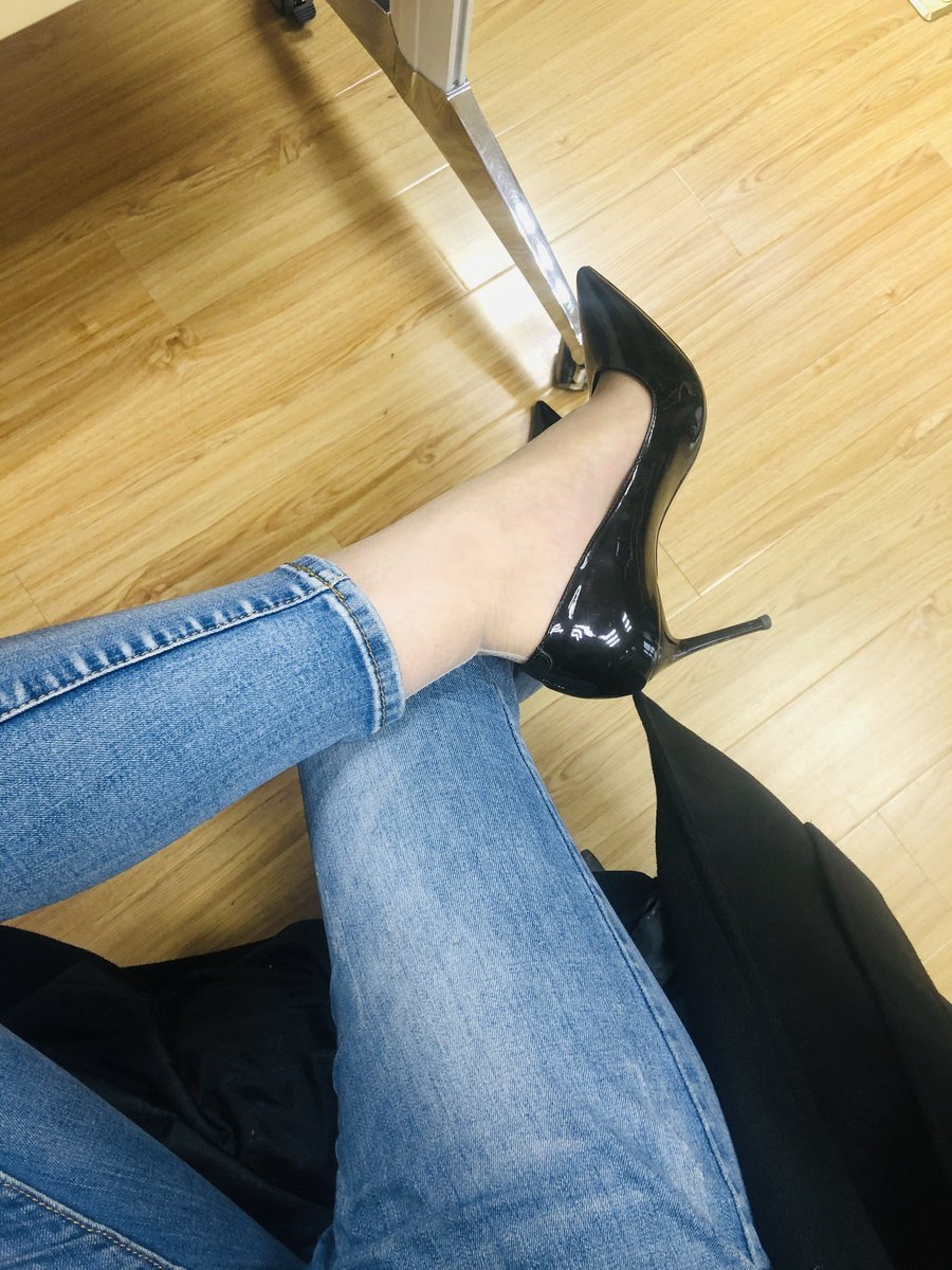 发现这双裤里丝有啥秘密了吗？ https://t.co/16JZj7rqXX