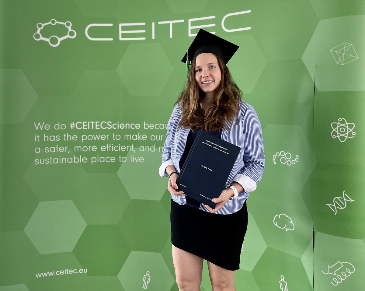 CEITEC_Brno's tweet photo. Congratulations to Markéta Tesařová, PhD. 💚
She successfully defended her doctoral thesis with the topic "Quantitative 3D characterization of biological structures by X-ray computed tomography" at @CEITEC_Brno @VUTvBrne 👏🏻
#CEITECScience #CEITECPhD #CEITECAlumni #brnoregion https://t.co/IZPeaksn3f