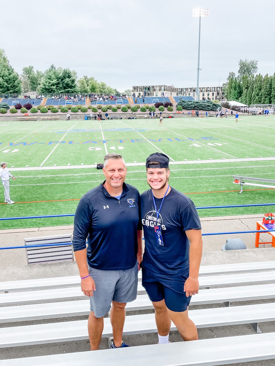 Amazing game day at UW-Platteville this weekend! Thank you <a href="/Ryan_Munz/">Ryan Munz</a>, <a href="/CoachSheehan12/">Patrick Sheehan</a> &amp; <a href="/Allenbt29/">Brent Allen</a> for having me on campus!

<a href="/CLSEagles/">CLS</a> <a href="/Coach_DeckerCLS/">Jack Decker</a> @EPTCHQ <a href="/FISTFootball/">FIST FootballAcademy</a>  <a href="/ncsa/">NCSA College Recruiting</a> <a href="/MWCScouting/">MWC Scouting</a> <a href="/CoachPerrone/">Coach Perrone (My Recruits)</a> <a href="/BenjaminRohaly/">CoachBrohaly</a> <a href="/Kenosha_News/">Kenosha News</a> <a href="/wiaawi/">WIAA</a> <a href="/PrepRedzoneWI/">Prep Redzone Wisconsin</a> <a href="/_todd_olson/">Todd Olson</a>