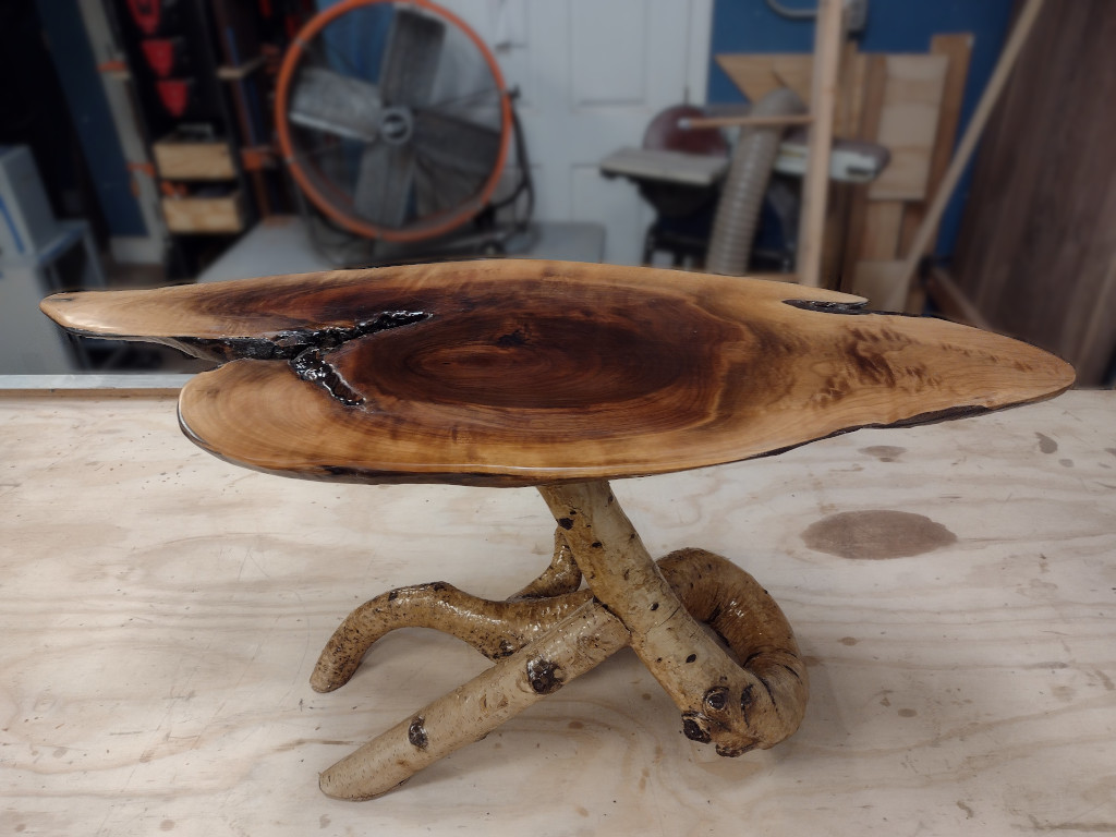 MelMakerspace's tweet photo. Member project showcase: Wooden Table https://t.co/Jj5fz7Svd3