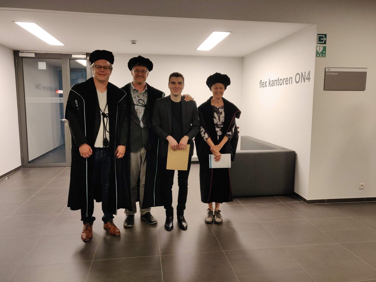 Bart Vanrumste (@bartvanrumste) on Twitter photo I'm proud to announce that Benjamin Filtjens has obtained his PhD in Deep learning for detecting and assessing gait impairments in people with Parkinson's disease and freezing of gait.
lnkd.in/et4C3Uqk
<a href="/GroupT_KULeuven/">Campus Group T Leuven</a> <a href="/eMediaResearch/">eMedia Research Lab</a> I'm proud to announce that Benjamin Filtjens has obtained his PhD in Deep learning for detecting and assessing gait impairments in people with Parkinson's disease and freezing of gait.
lnkd.in/et4C3Uqk
<a href="/GroupT_KULeuven/">Campus Group T Leuven</a> <a href="/eMediaResearch/">eMedia Research Lab</a>