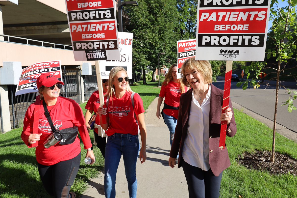 SenTinaSmith's tweet photo. Nurses are the backbone of our health care system. They’re there for us when we need them, and now we need to show up for them.

I stand with Minnesota nurses’ fight for a fair contract, @MNNurses. https://t.co/cbDZgBT7mn