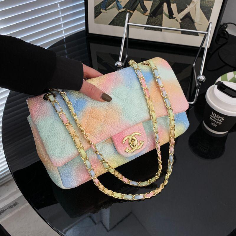 Nikos_Studio's tweet photo. Chanel. This bag is such a beaut. Going for N10,000. 
You snooze you loose

#chanelbeauty #wears #fashionstyle https://t.co/FDa74gMnnG