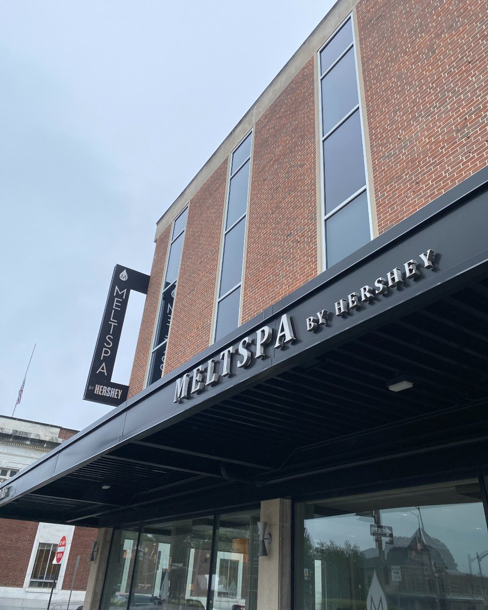 HersheyPA's tweet photo. Happy 5th Birthday to #MeltSpa by Hershey! 🎂 🎊 Read more about the last five years at MeltSpa in downtown #HersheyPA: https://t.co/EkX7lCBdvx https://t.co/H6qLvVqgQ2