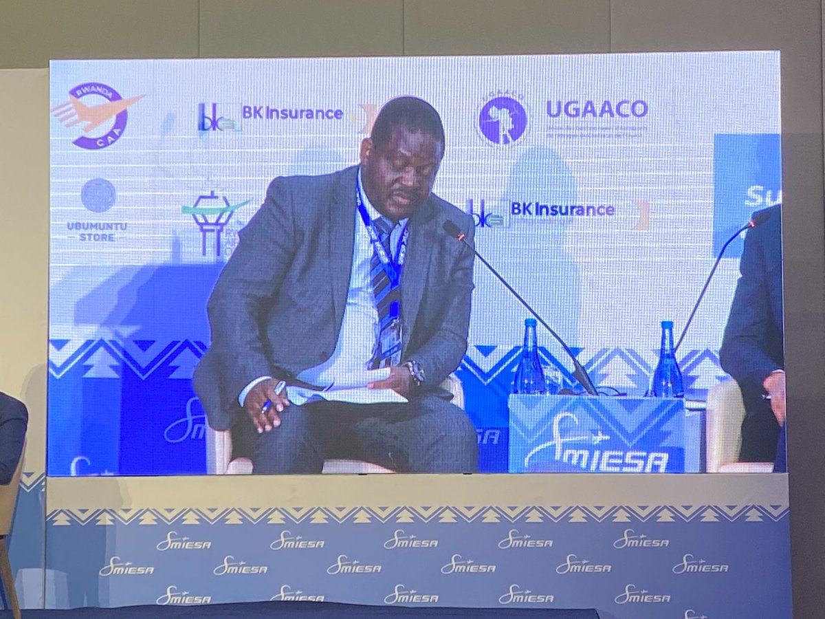 MacefieldMoz's tweet photo. Big turnout from #Mozambique aviation family. Pic. Mr. Emmanuel Chavez, President of #ACI  &amp; Mr. Faustin Gabriel Massitela, MD of Moz Express respectively moderator &amp; panelist of the “Seamless coordination &amp; collaboration among tourism &amp; trade airline” session. @voeLAM #MOX #ADM https://t.co/YWLtNMjqWu
