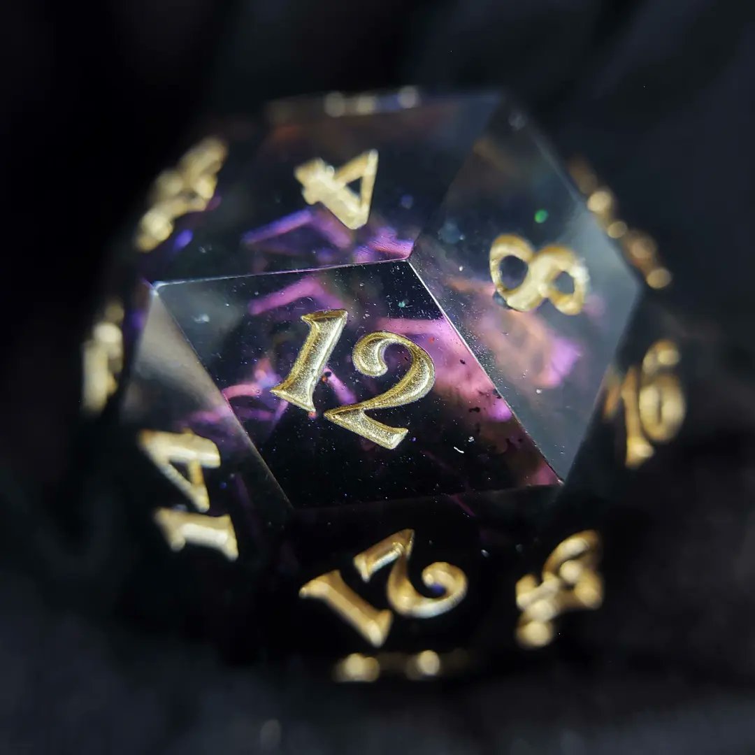 242_dice's tweet photo. AMETHYST GEODE - Between the spectacular colourshift & the unique texture inside, this sharp-edge d30 will have you (& your party!) staring all session long. π
This d30 is available right now on my website! π
#242dice #handmadedice #d30 #dcc #dccdice #dice https://t.co/vFS7ajC2kK