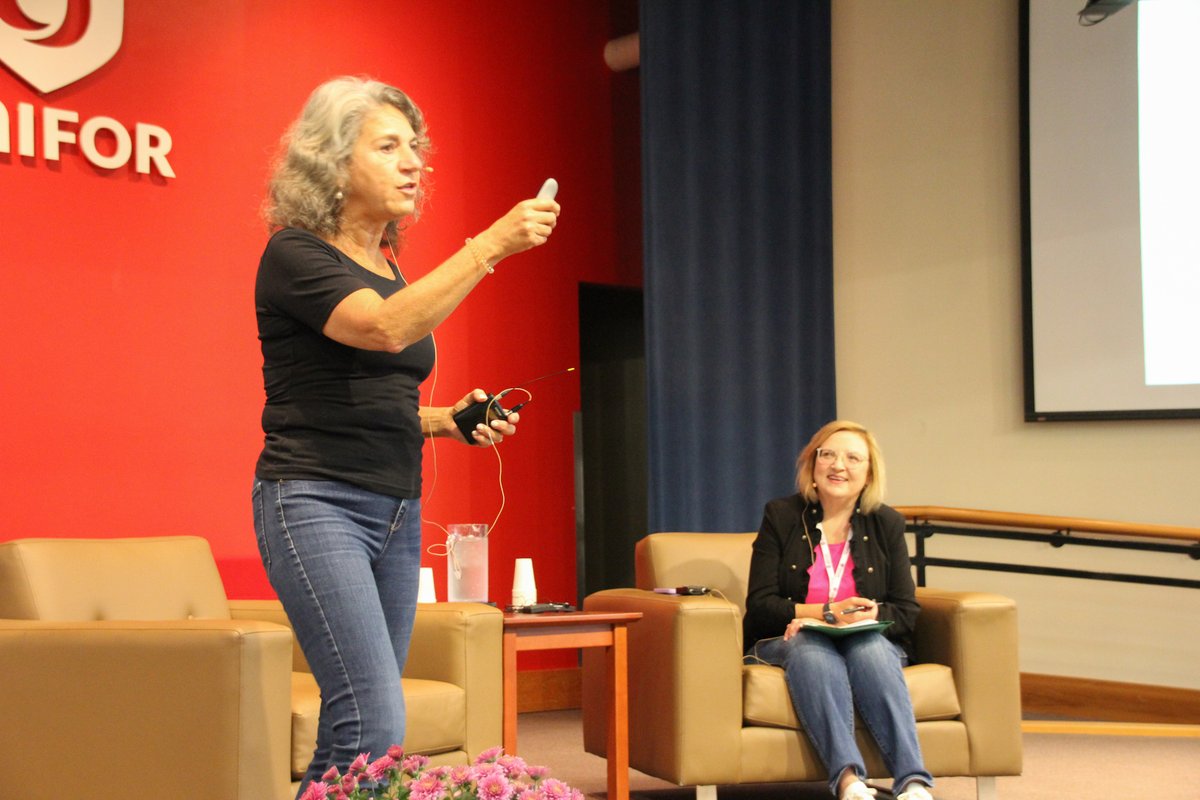 "For every permanent resident we allowed into the country, we brought TWO temporary foreign workers. Twice as many people who don’t have the ability to exercise their labour rights. We must fight this." 
- @ArmineYalnizyan to #Unifor #Unstoppable2022