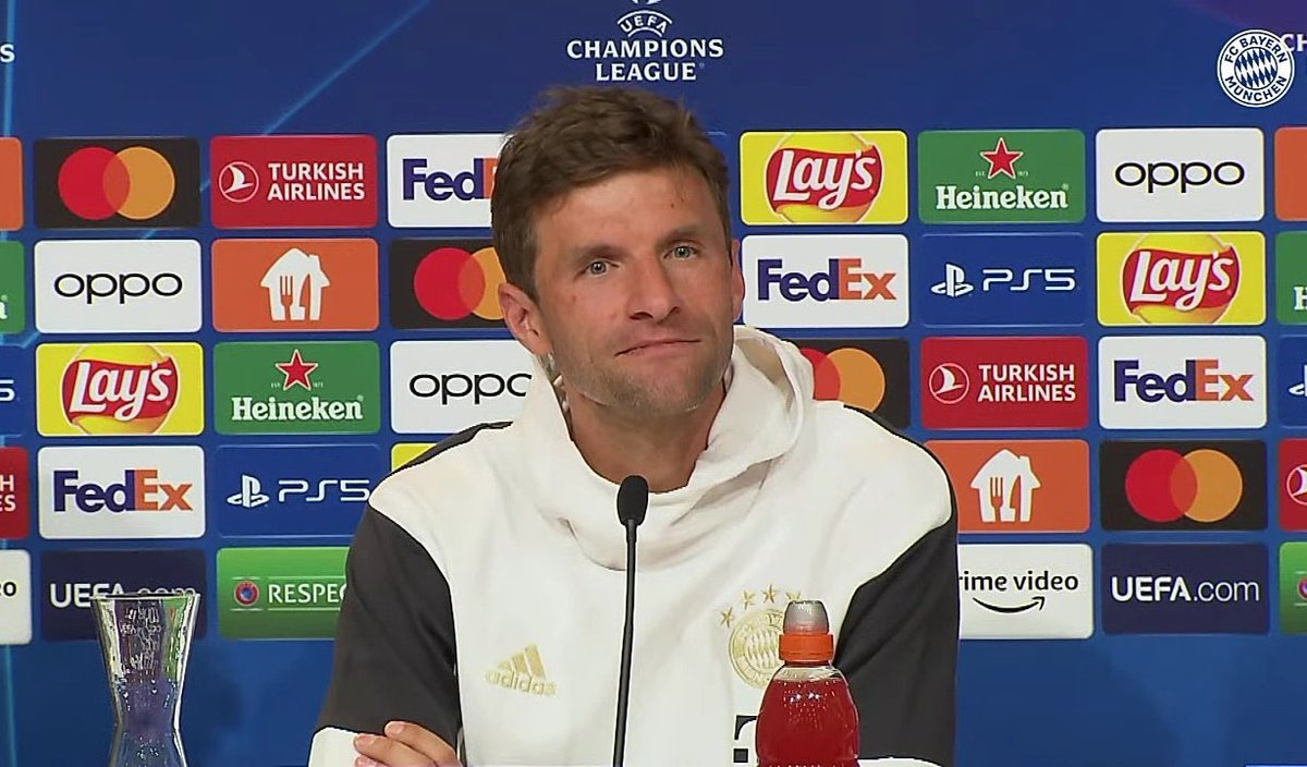 🗣Müller en rueda de prensa: “Cuando equipos top de Europa se enfrentan, todos están muy motivados. Claro que somos conscientes del buen arranque de temporada del Barcelona. Han marcado muchos goles. Ellos me gustan. Apretaremos al máximo para ganar mañana.” via <a href="/iMiaSanMia/">Bayern & Germany</a>