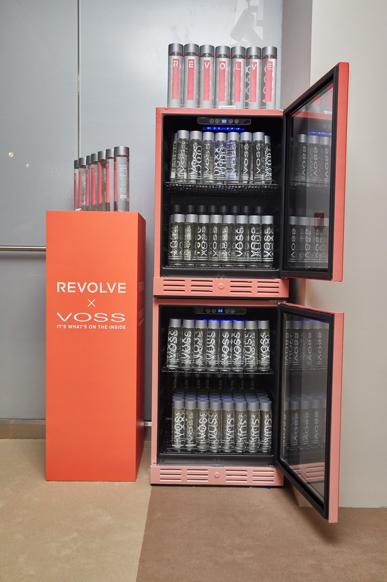 vosswater's tweet photo. Fridge Goals at #RevolveGallery
#NYFW https://t.co/doZbzIp9YW