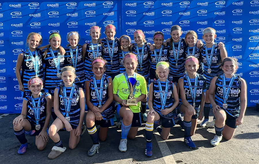 2010 CarShield FC Girls Courage team are MO Rush Show Me Showdown Division Champions!!
Some excellent soccer against some tough competition played by these ladies this weekend!
