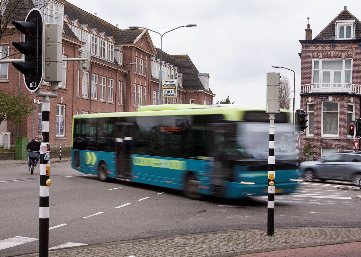 ProvincieNH's tweet photo. Volg de commissie Mobiliteit & Bereikbaarheid met o.a. om 18.45 u de halfjaarlijkse update over ontwikkelingen in het OV door #Rocov en rond 20.00 u een kredietverhoging vanwege lastenstijging bij mobiliteit #PSNH online via https://t.co/bH5RgI5h1A Agenda: https://t.co/HN5KqckaBM https://t.co/ttM395lTvd
